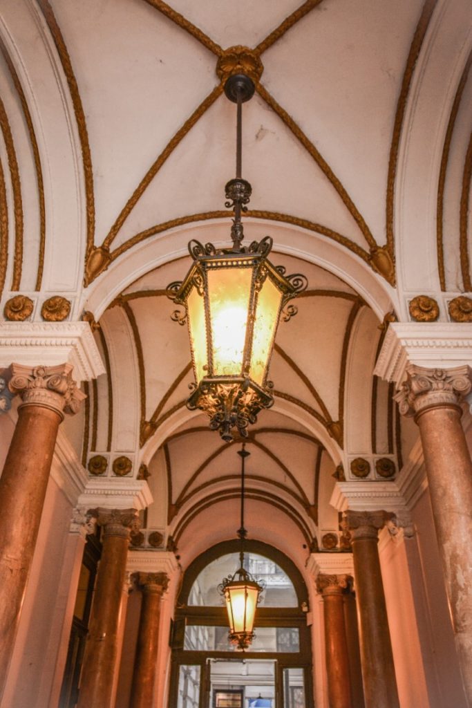 Andrássy úti paloták kívül-belül